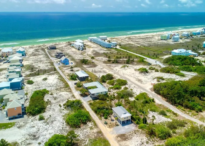 Holiday home Whitesands House *