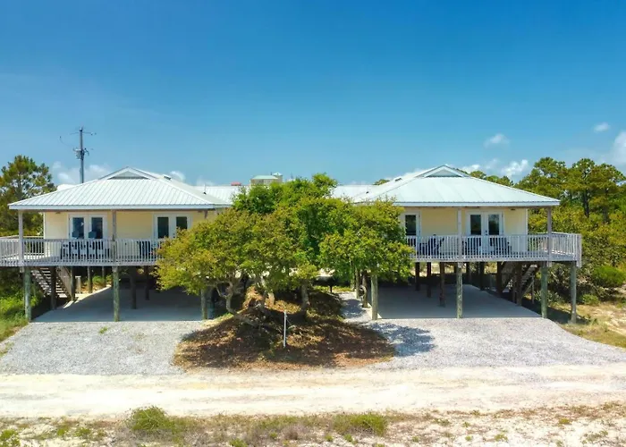 Holiday home Whitesands House *